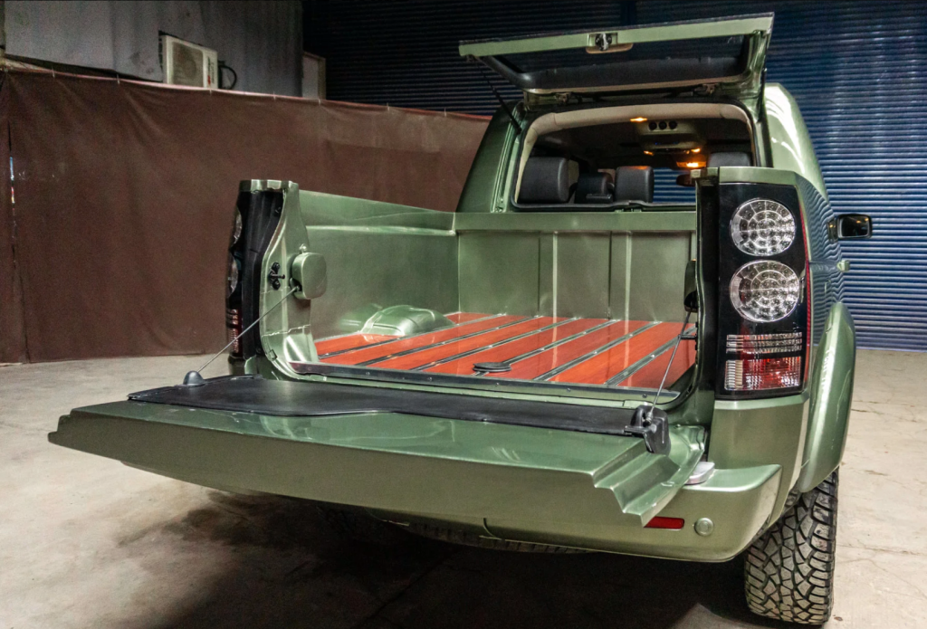 Land Rover custom pickup bed