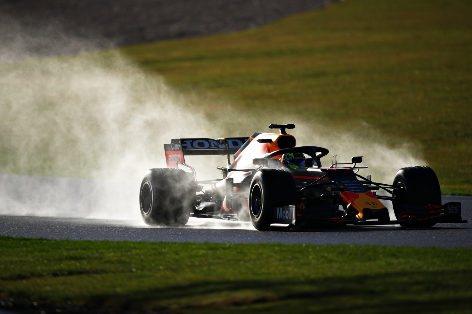 The New Red Bull Racing RB16B Formula 1 Car Made a Few Fundamental ...