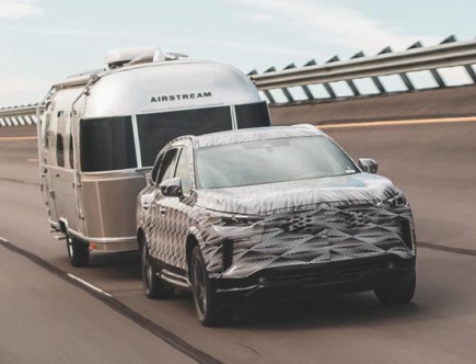 The 2022 Infiniti QX60 Has Incredible RV Towing Upgrades