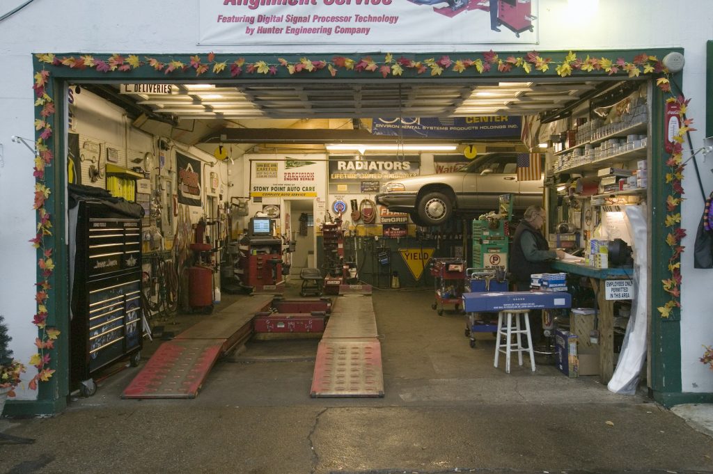 Can You Trust Gas Station Auto Mechanics?