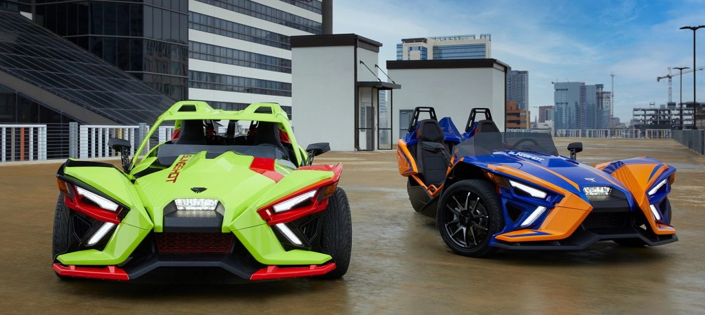 An image of a 2021 Polaris Slingshot parked outside.