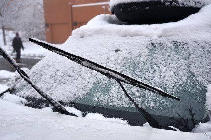 Why You Shouldn’t Put Your Windshield Wipers Up In the Wintertime