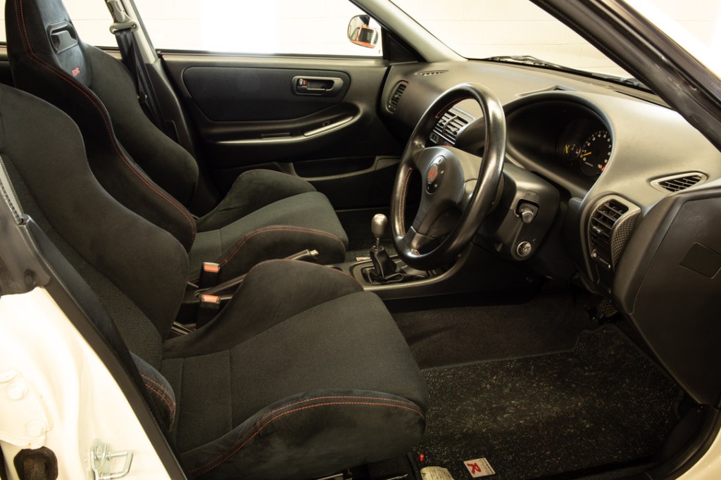 A front seat interior shot of the 1995 Honda Integra Type R sedan (DB8) 