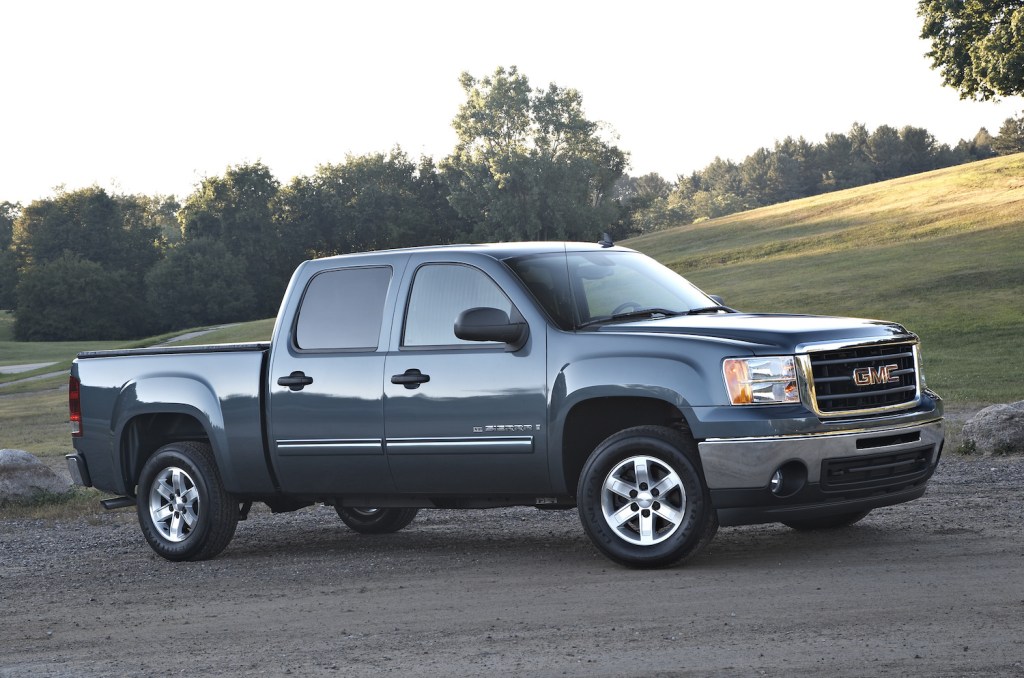 2009 GMC Sierra XFE parked