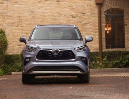 Which Toyota SUV Is Bigger, the Venza or Highlander?