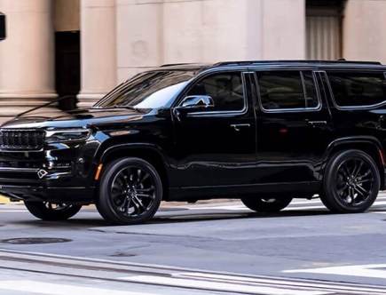 The 2022 Jeep Wagoneer Obsidian Joins the Dark Side