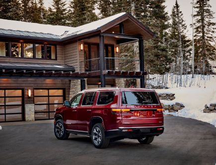 In Road-Trip Luxe, the Jeep Wagoneer out-Classes the Ford Expedition