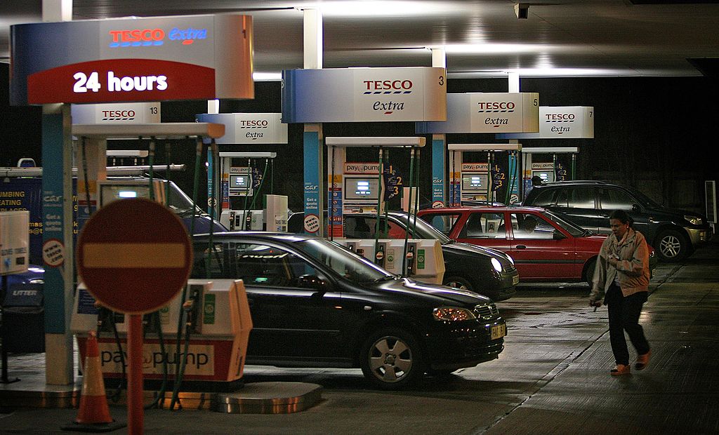 Petaluma, CA Just Outlawed New Gas Stations Making Room For EV Chargers