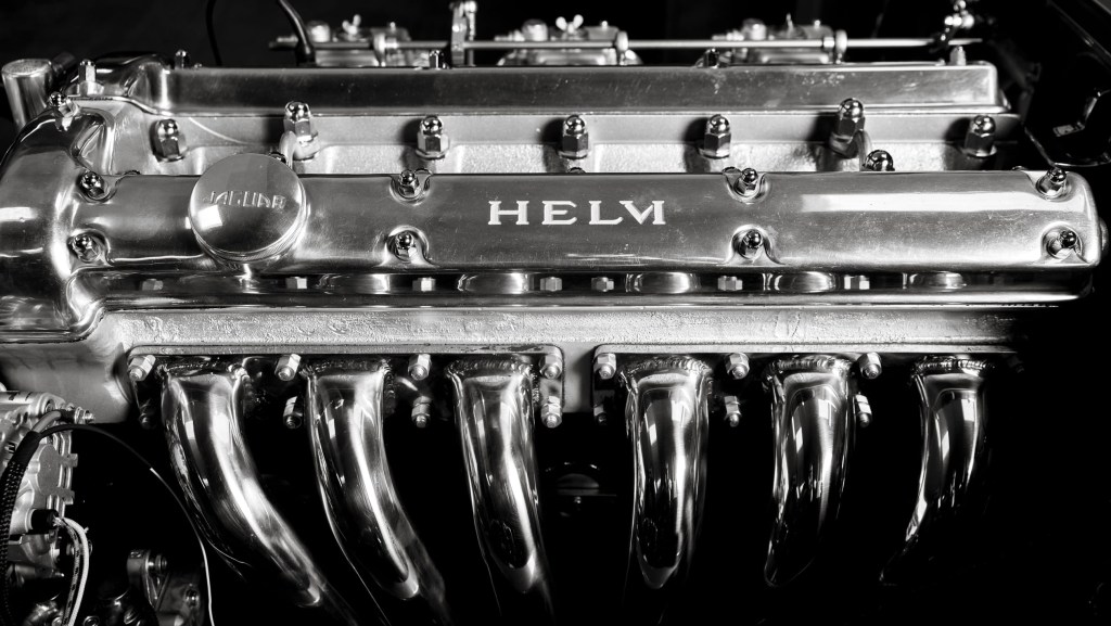 Helm XKE straight-six engine