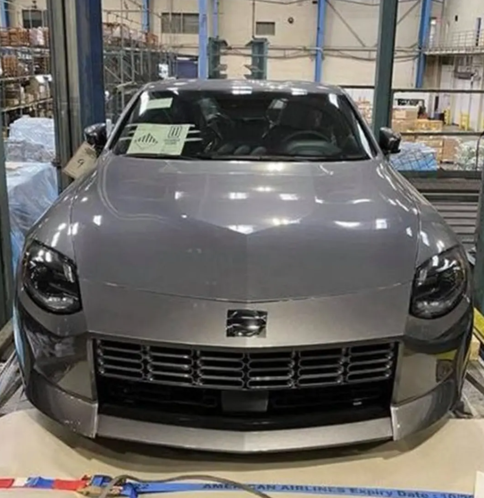 Leaked Nissan 400ZX front view