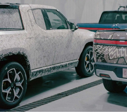 Here’s Rivian’s Extended Cab Pickup-Or Bronco Rival?