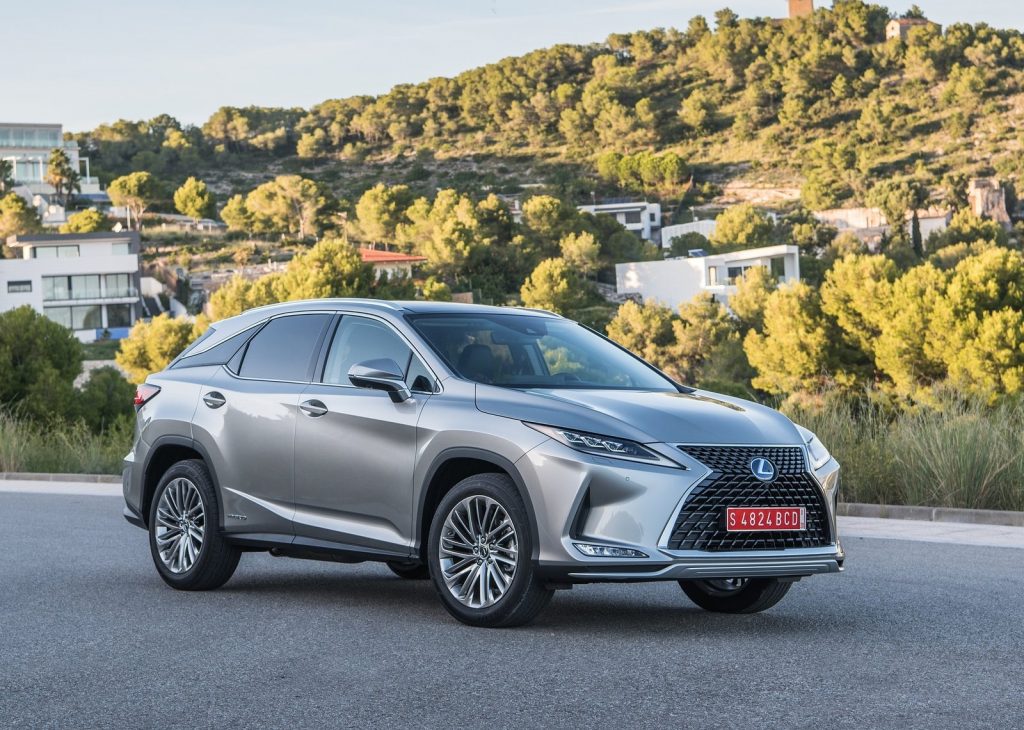 An image of a Lexus RX parked outside.