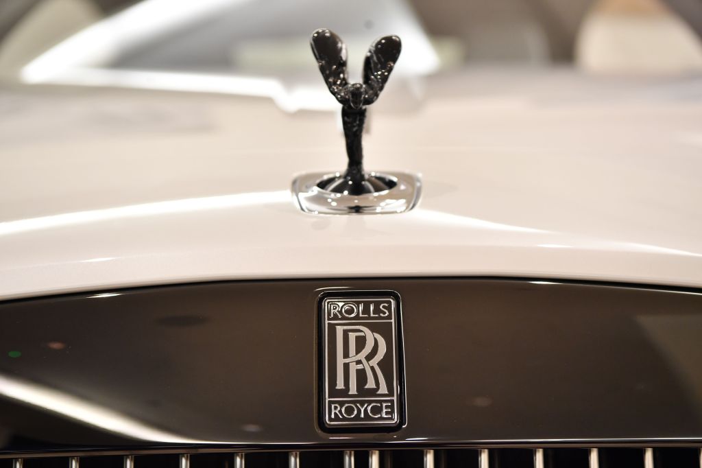 emblem on a 2019 Rolls Royce Wraith