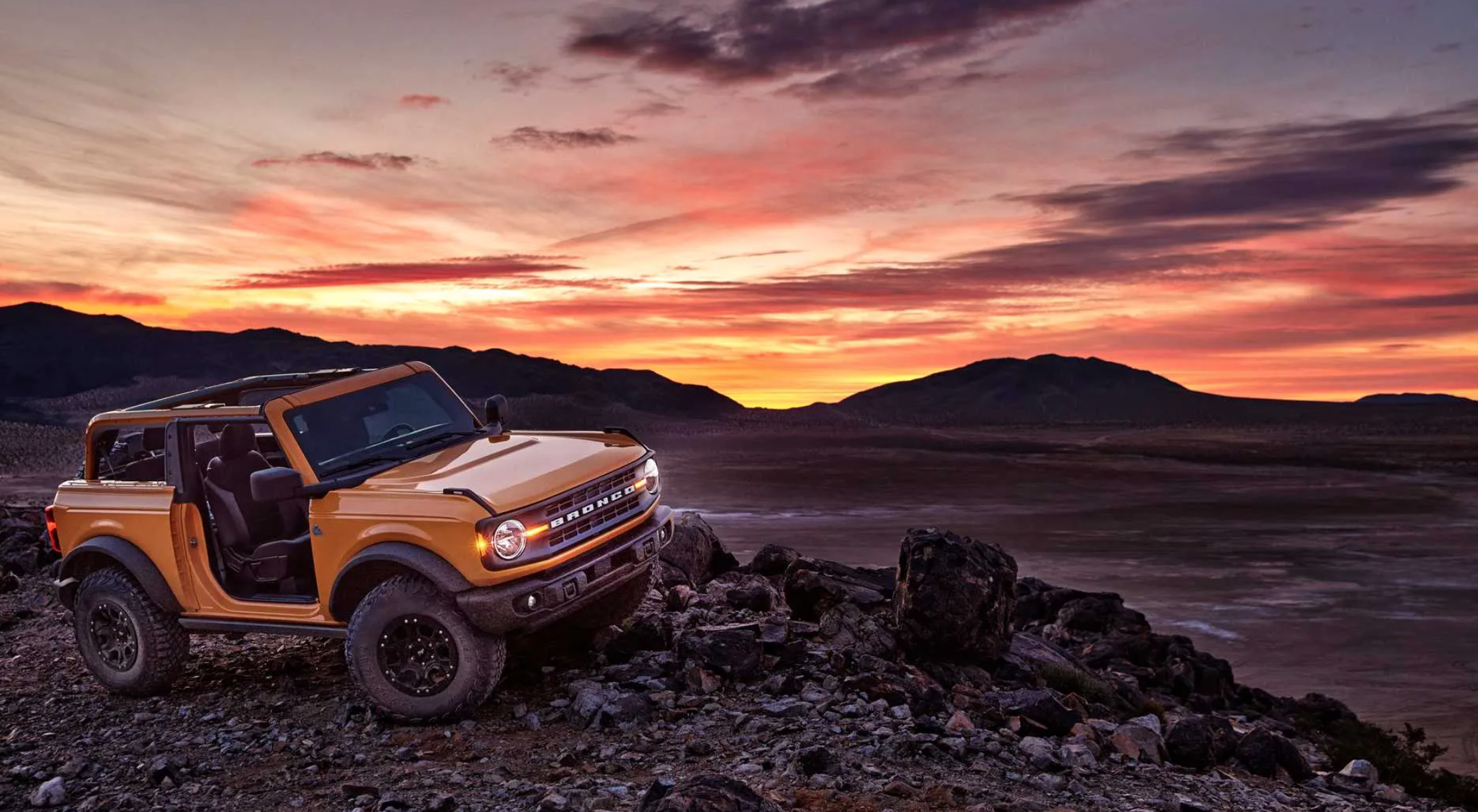 2021 Ford Bronco in the desert at sunset