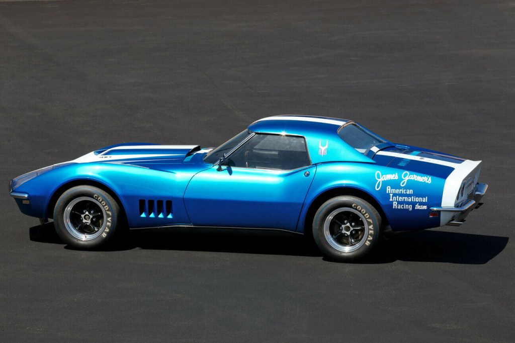 1968 L88 Corvette side view
