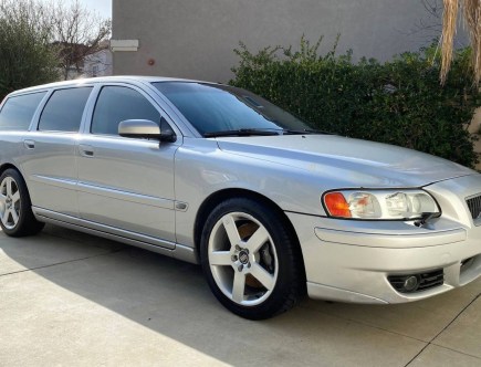 Cars and Bids Bargain of the Week: 2005 Volvo V70R