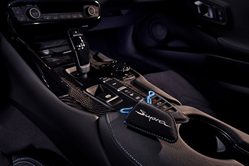 2021 Toyota Supra 2.0 Shifter