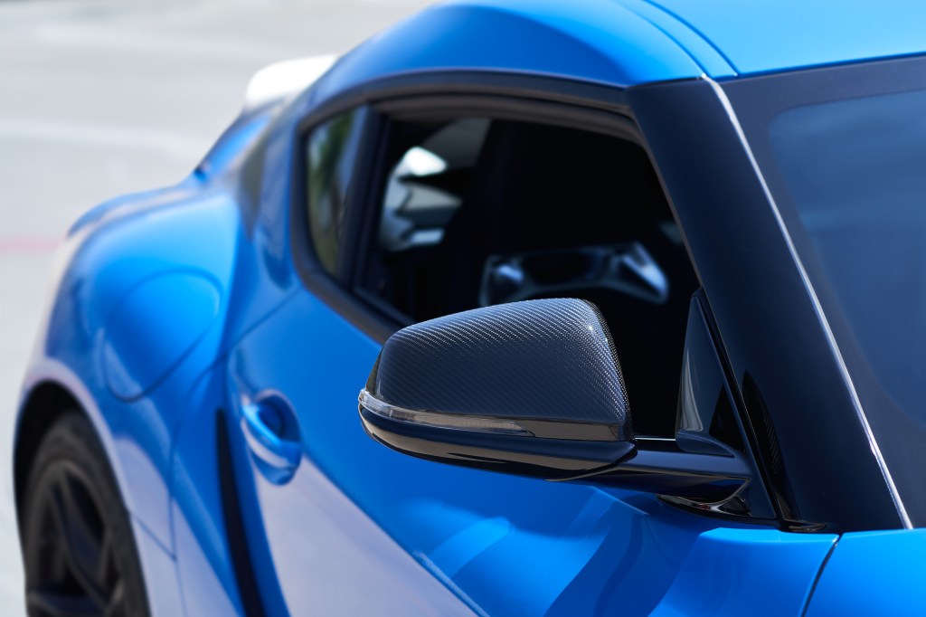 2021 Toyota Supra 2.0 roofline