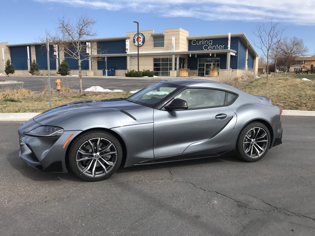 Driving the 2021 Toyota Supra 2.0 Makes You Feel Like a Celebrity