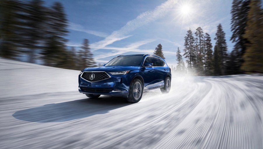 2022 Acura MDX Advance snow