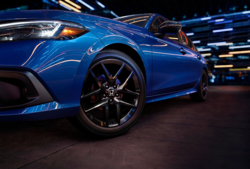 2022 Honda Civic Sport wheel