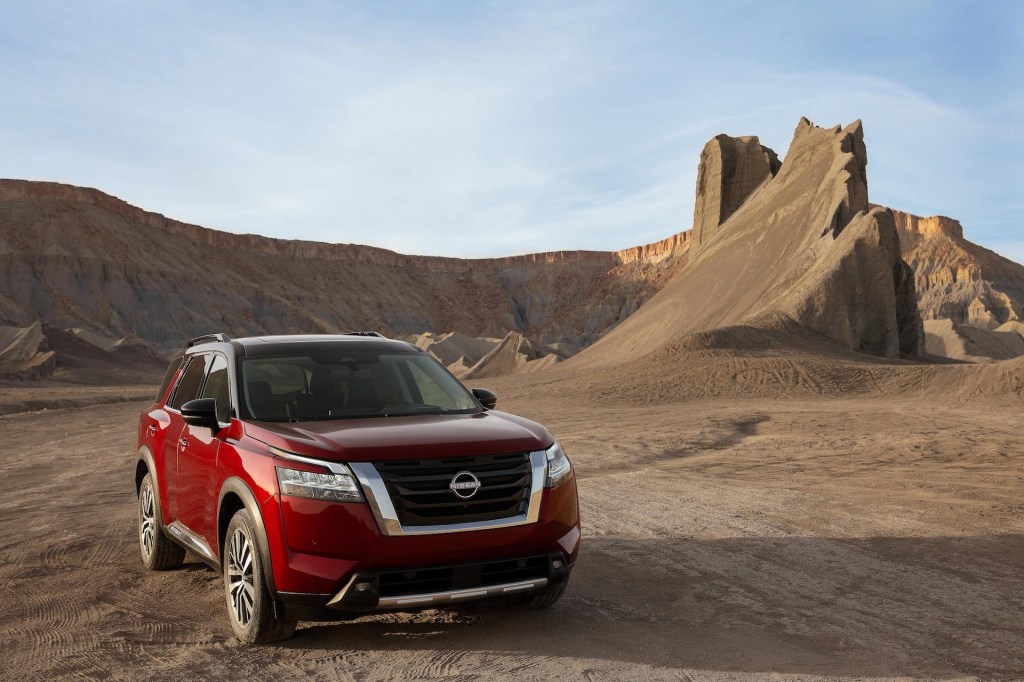 An image of a 2022 Nissan Pathfinder parked outdoors.