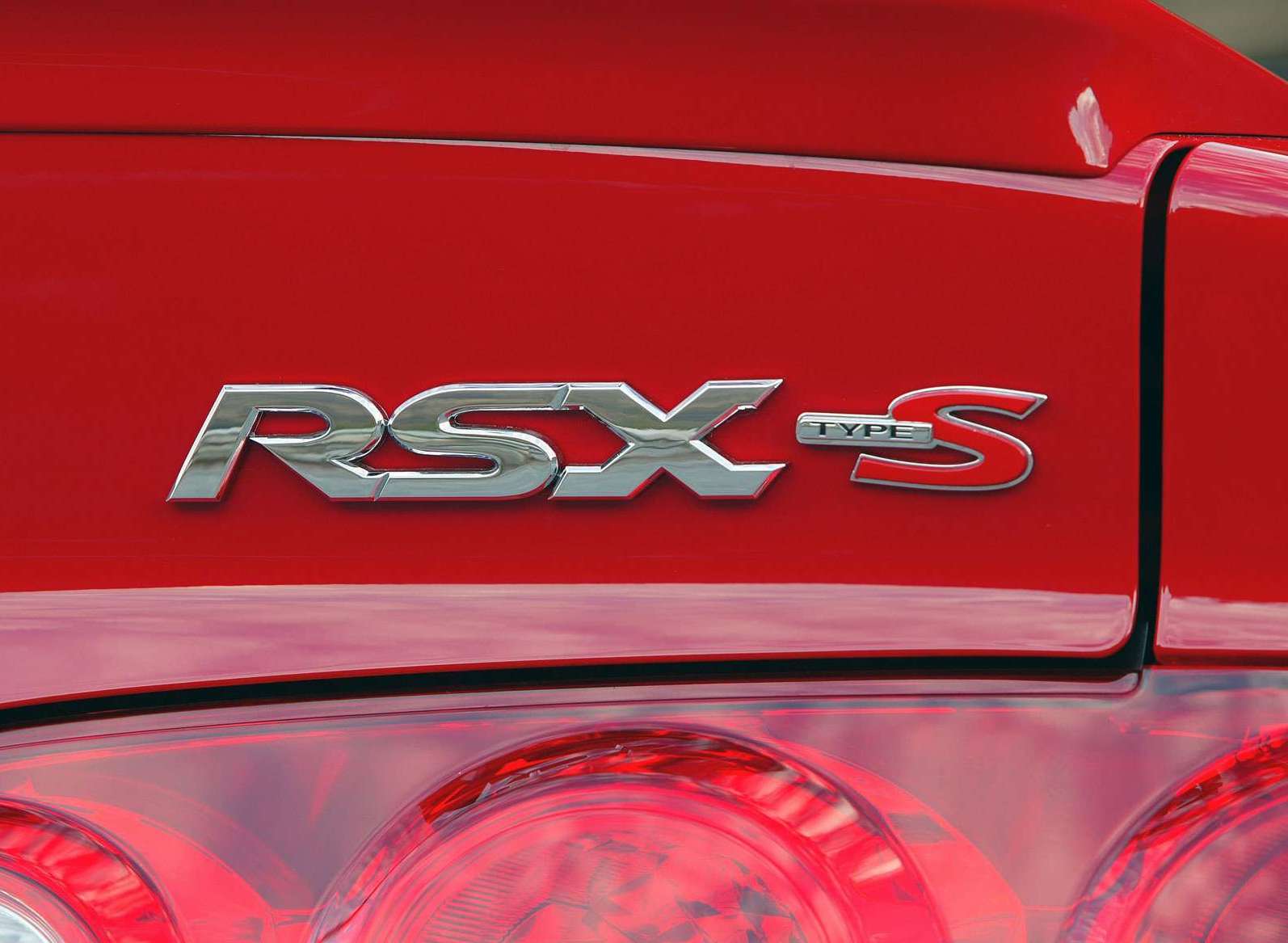 2005 Acura RSX Type S Badge