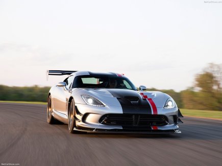 Dodge Managed to Sell 2 Brand-New Vipers in Q1 2021