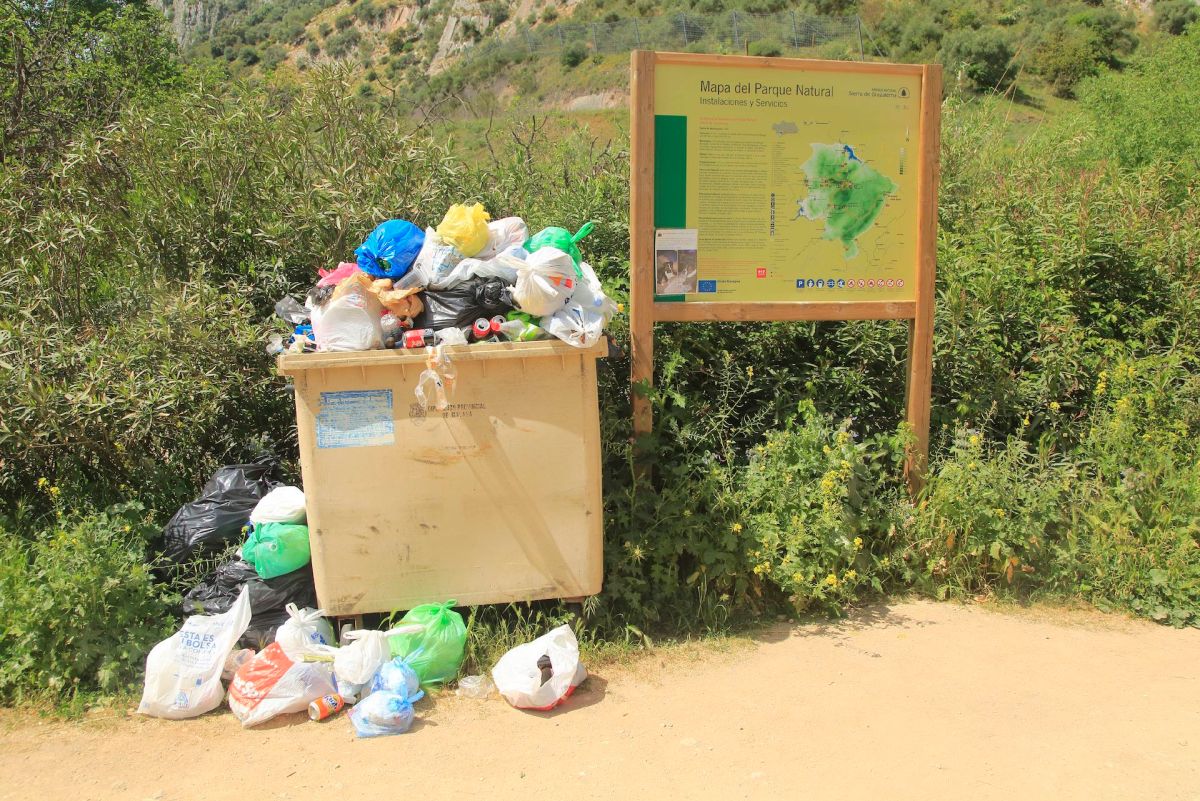 Is Overlanding Bad for the Environment? Inconsiderate Campers Are to