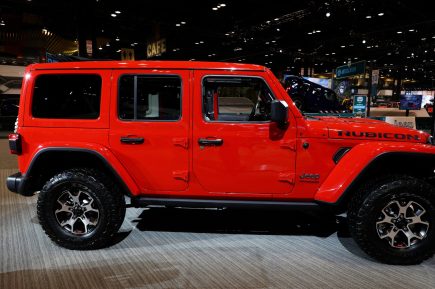 This V8 2021 Jeep Wrangler Just Took a Huge Advantage Over the Ford Bronco