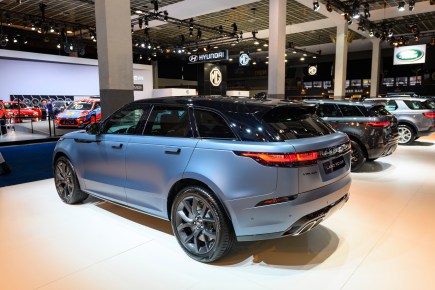 2020 Land Rover Range Rover Velar Roars Onto This Car and Driver List