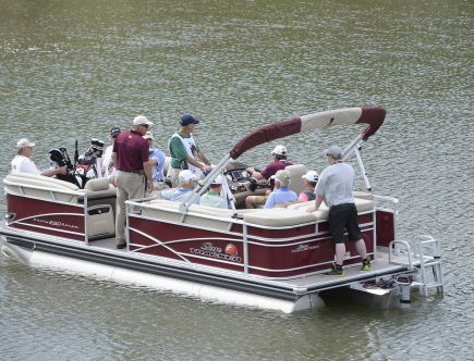 Pontoon Boats Deliver a Wide Range of Recreational Uses