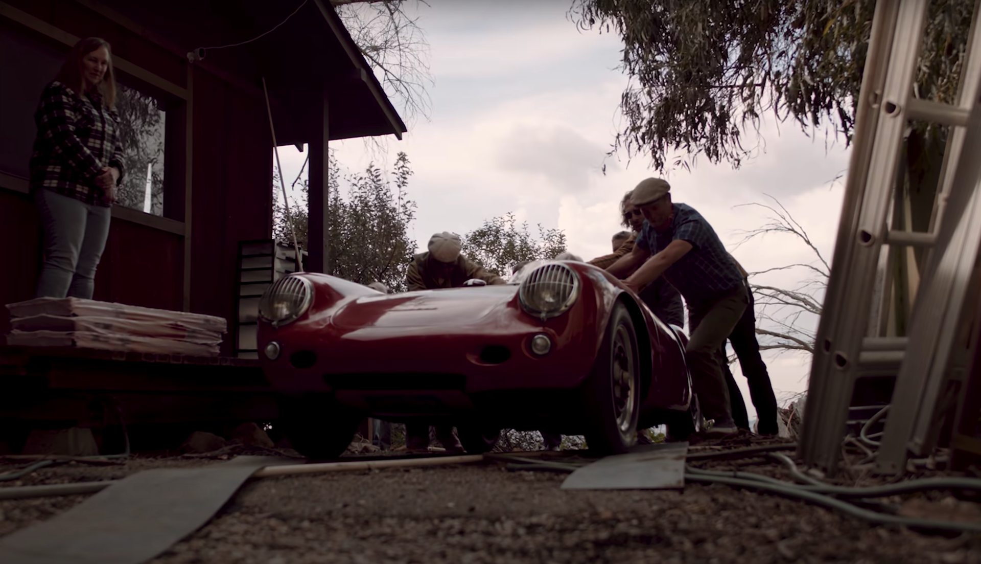 An image of a Porsche 550 Spyder that was found in a shipping container.