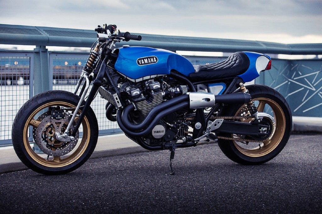 The blue 2014 Yamaha XJR1300 'Rhapsody in Blue' built by Keino Sasaki
