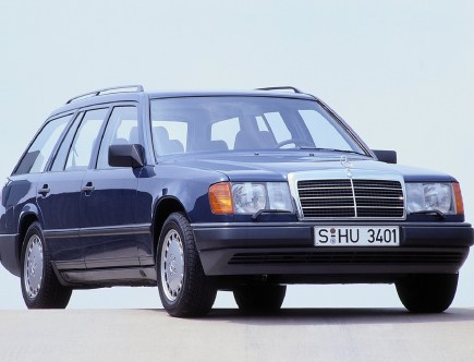 A W124 Mercedes-Benz Is the Best Classic Car for Beginners