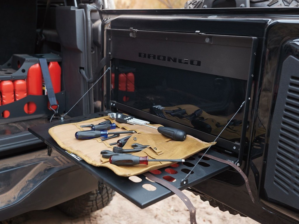 work station flipped down on Ford Bronco