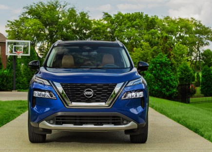 The 2021 Nissan Rogue Review Just Killed the 2021 Toyota Rav4 Review on Consumer Reports