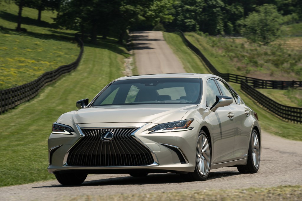 2021 Lexus ES 300h
