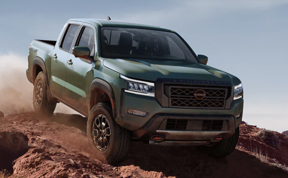 The 2022 Nissan Frontier off-roading in mud