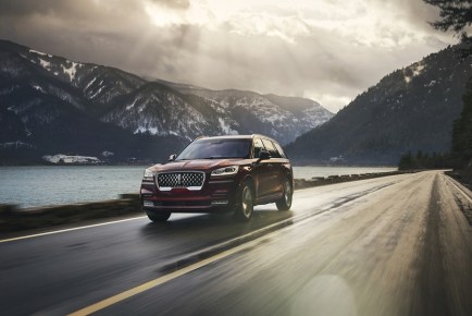 The 2021 Lincoln Aviator PHEV Saves Your Rear When Gas Isn’t Near