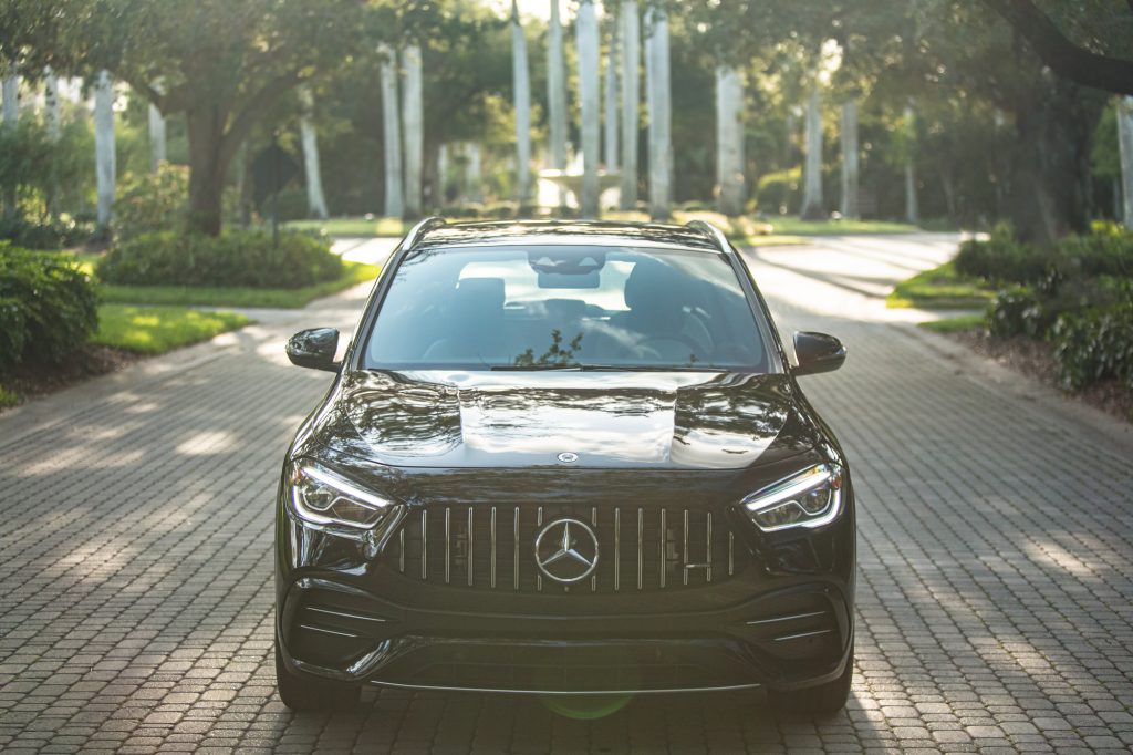 2021 Mercedes-AMG GLA 35 front end