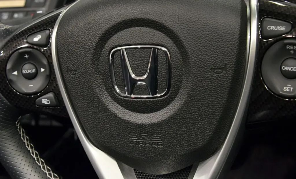 A Honda airbag 