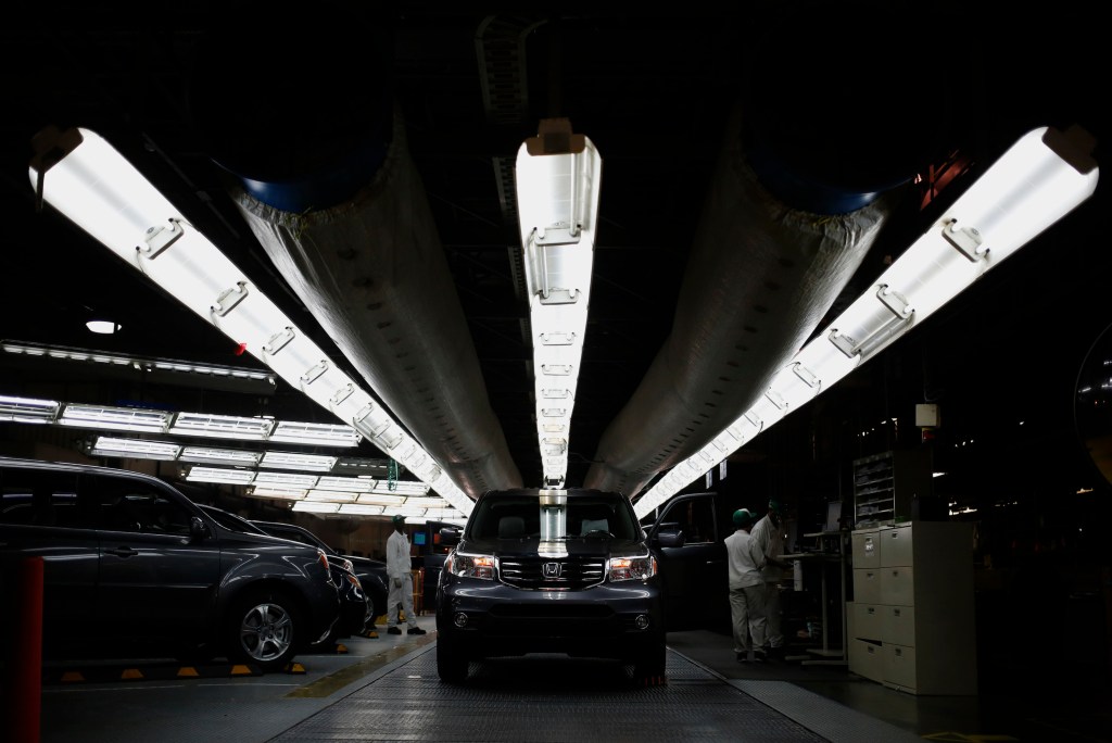 Black Honda Pilot SUVs go through final inspection on the assembly line at Honda Manufacturing of Alabama, LLC in Lincoln, Alabama, U.S.