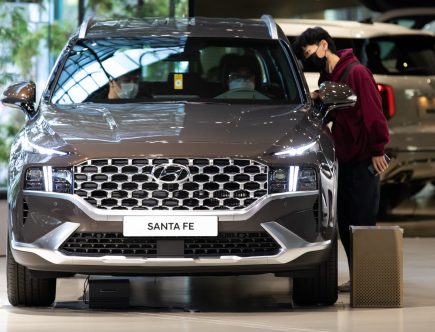 Go for the 2021 Hyundai Santa Fe Calligraphy if You Want Incredible Value