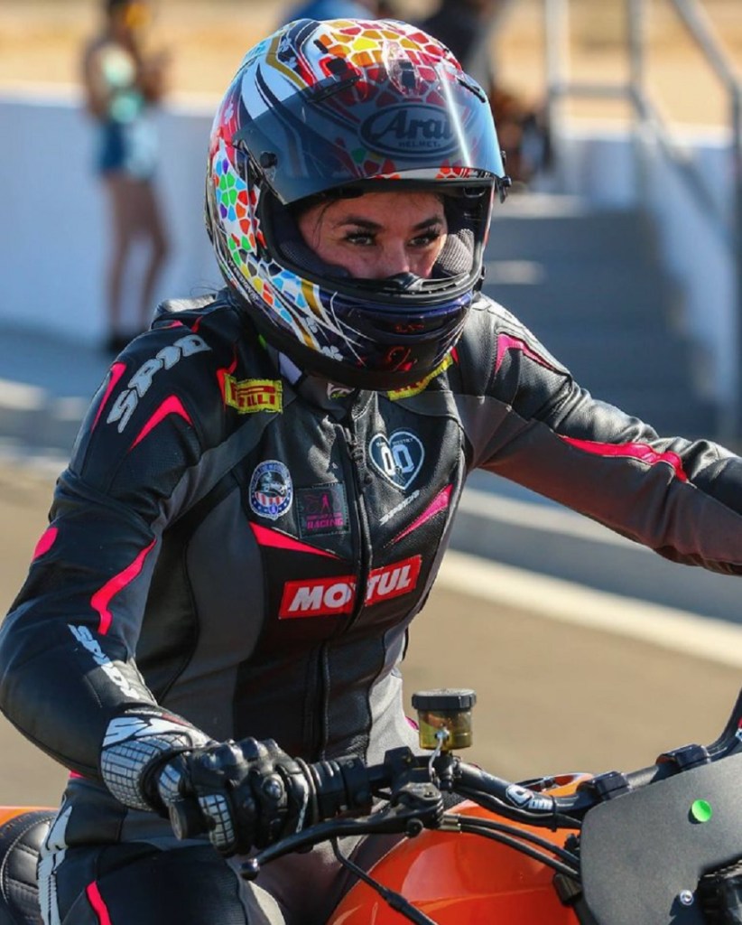 Patricia Fernandez on the 2021 Saddlemen King of the Baggers Indian Challenger on a racetrack