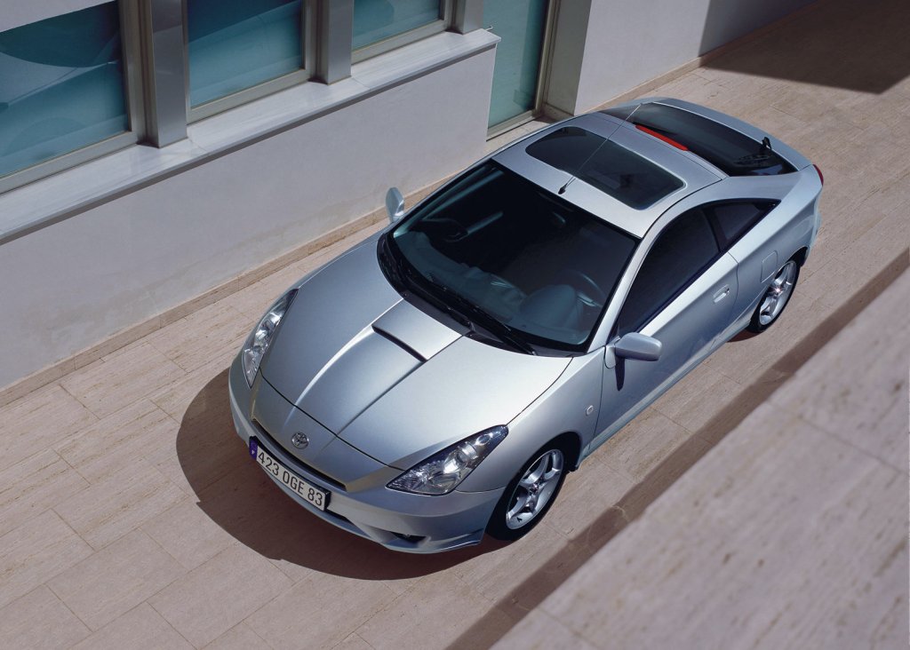a top view of the 2003 Toyota Celica GT-S