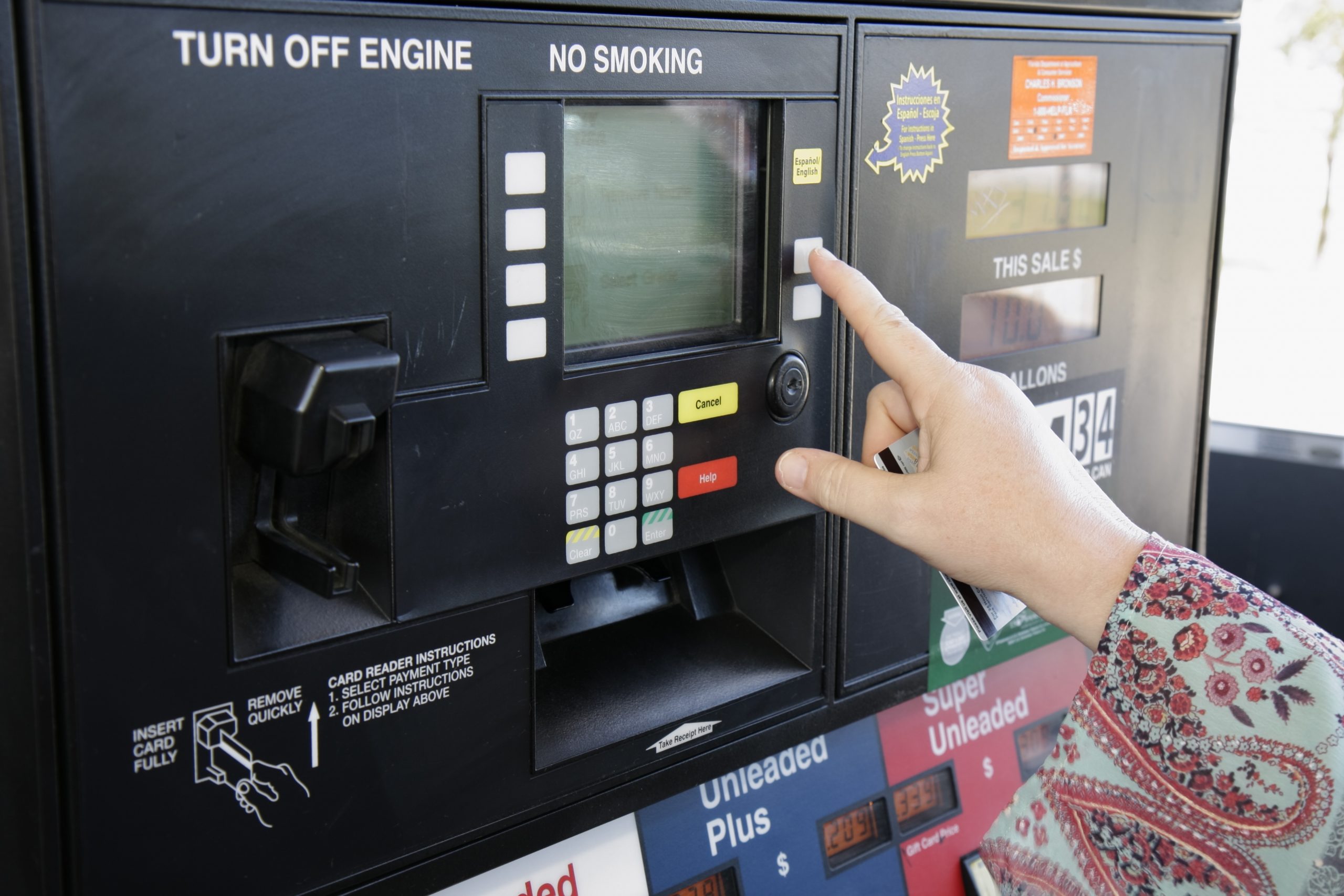 How Do You Tell if There Is a Card Skimmer on a Gas Pump?