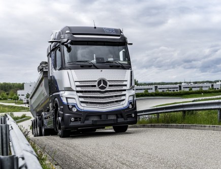 Mercedes-Benz to Roll Out Hydrogen Trucks in Europe