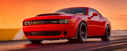 Charger Challenger Hellcats, Demons Break Rear Ends Says Class-Action Lawsuit