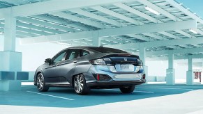 2020 Honda Clarity Fuel Cell rear 3/4 view